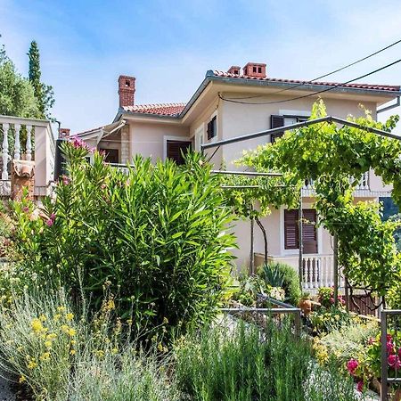 Apartment In Vrbnik/Insel Krk 36873 Экстерьер фото