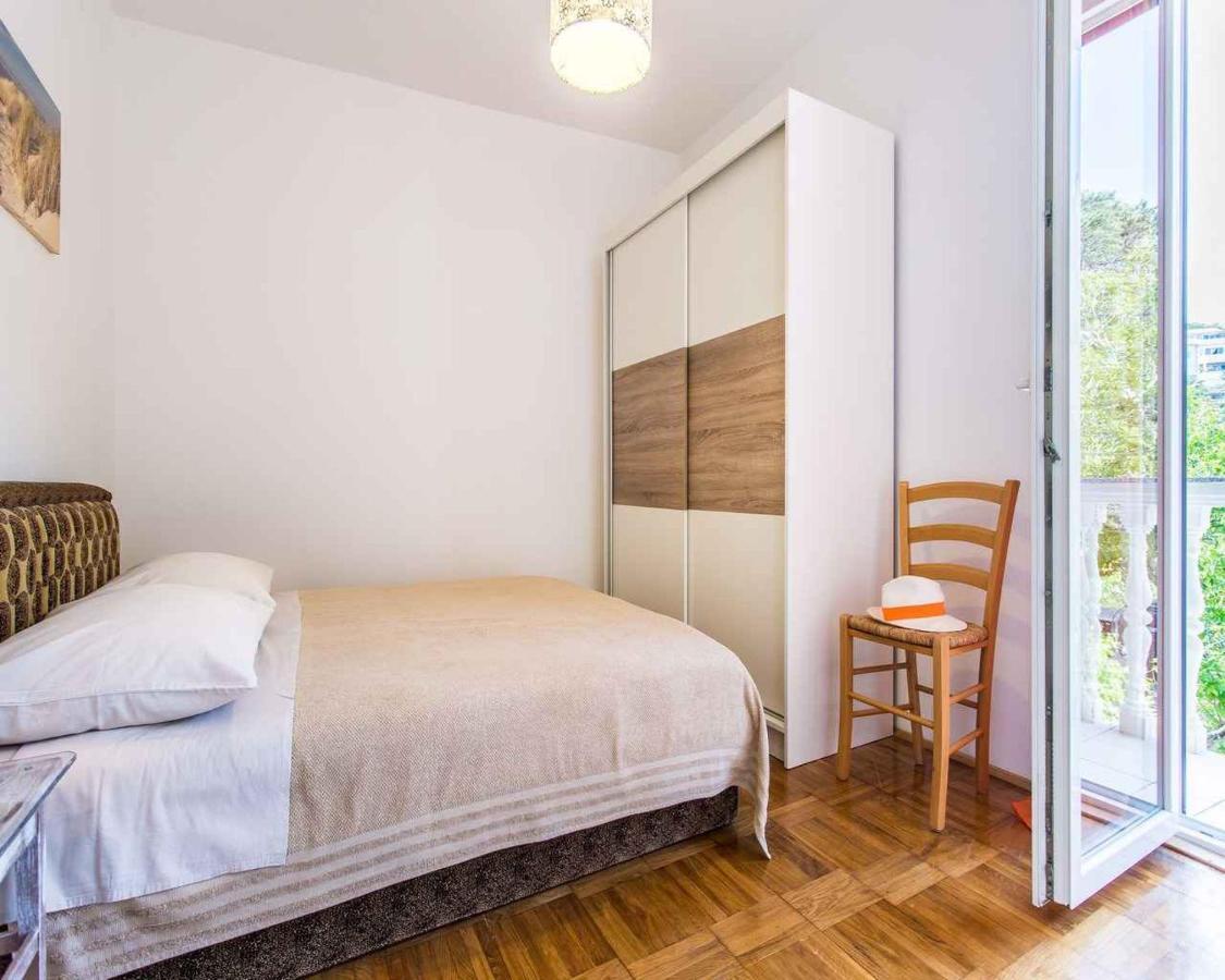 Apartment In Vrbnik/Insel Krk 36873 Экстерьер фото
