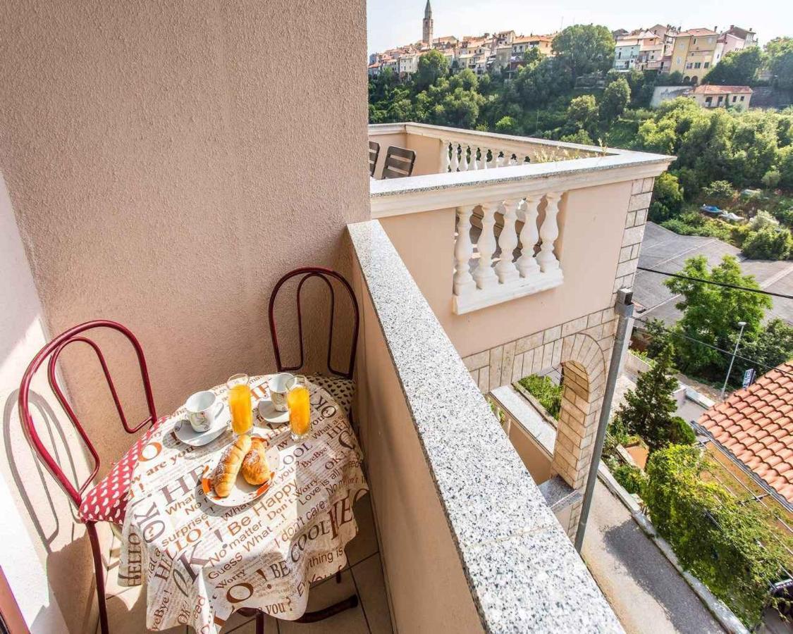 Apartment In Vrbnik/Insel Krk 36873 Экстерьер фото
